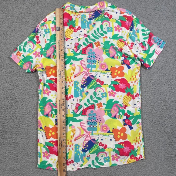 Hello Kitty Sanrio Shirt Mens L Multicolor Rayon Hawaiian Floral Cartoon Kawaii - Picture 5 of 7